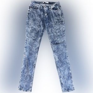 Women’s 524 Levis Skinny Jeans Bleached Denim Acid